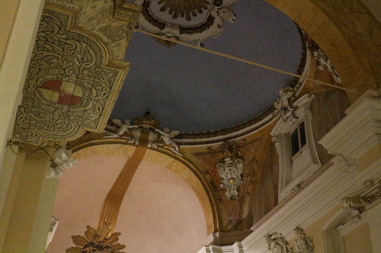 Semicupola del presbiterio e pulpito