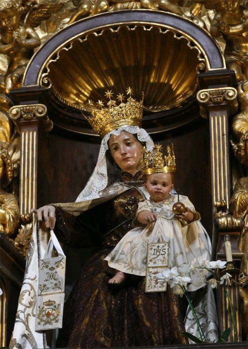 Statua Madonna del Carmine