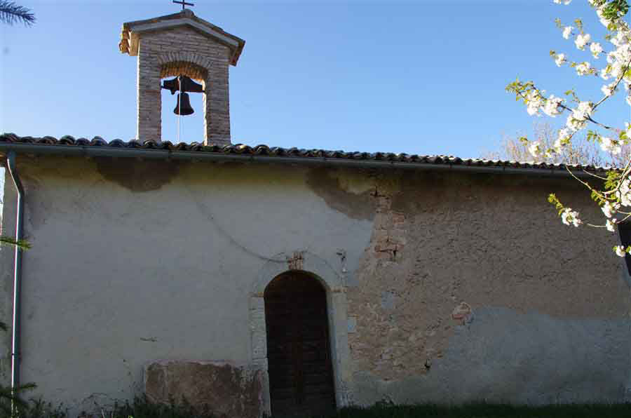 Porta di accesso sul lato sinistro