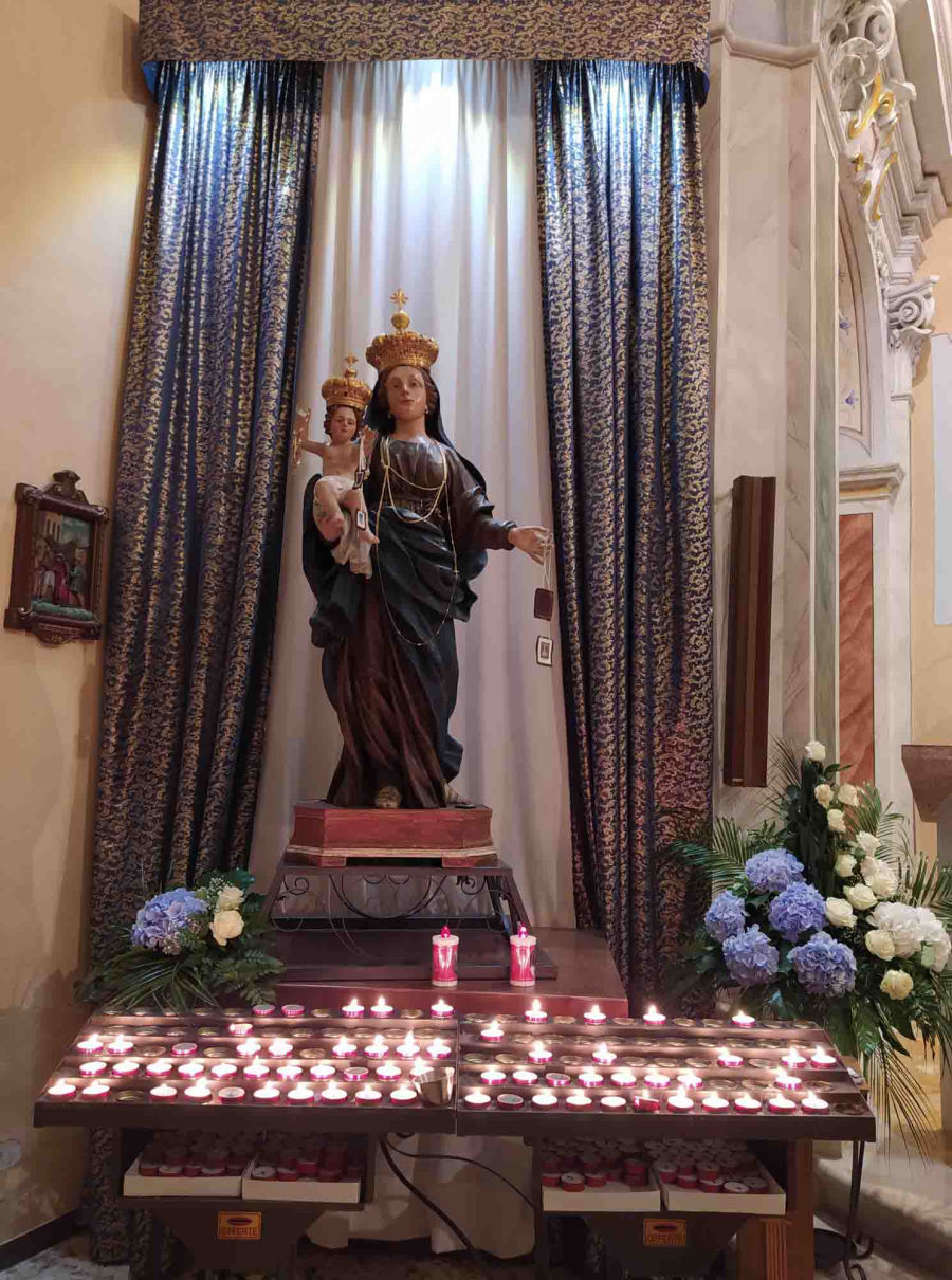 Statua Madonna del Carmine