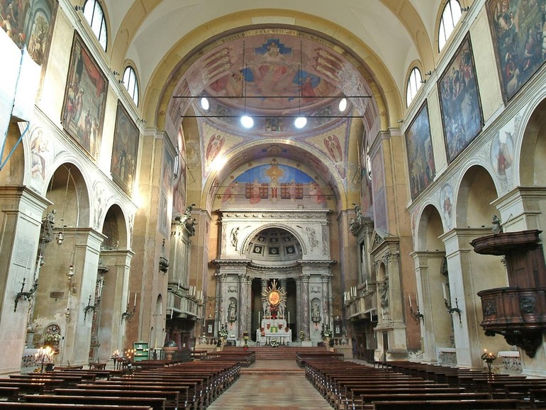 Interno della Chiesa del Carmine
