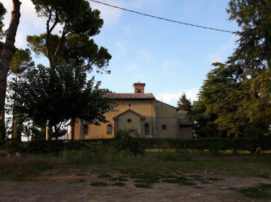 Vista fianco in lontananza