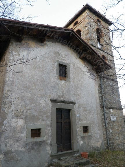 Facciata con campanile