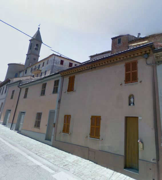 Nicchia in Via Vaseria sul muro della abitazione di Conti Antonio