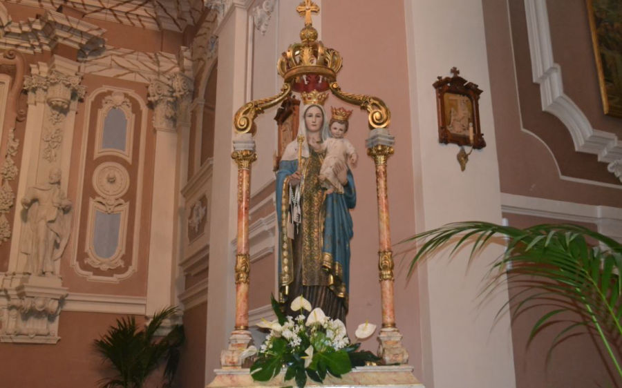 Statua Madonna del Carmine