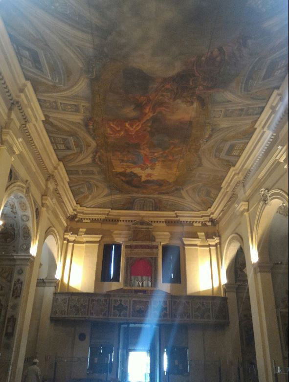 Interno con soffitto affrescato da Pietro Berla