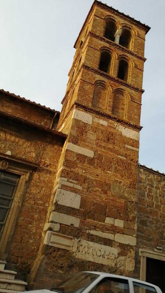 Torre campanaria