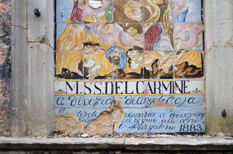 1_2 - Particolare dell'edicola