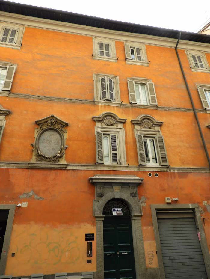 Palazzo in Via dei Serviti