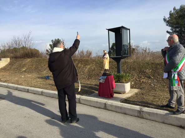 Benedizione del Parroco Don Giacomo Bettini