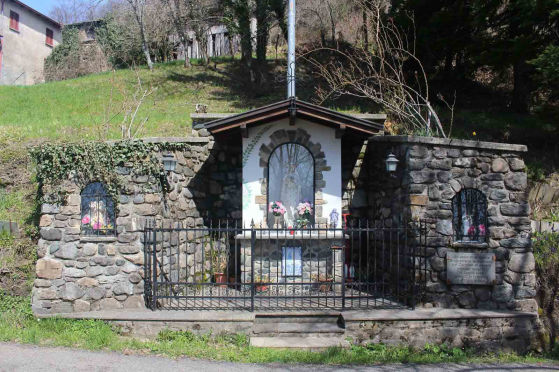 Edicola Madonna del Carmine