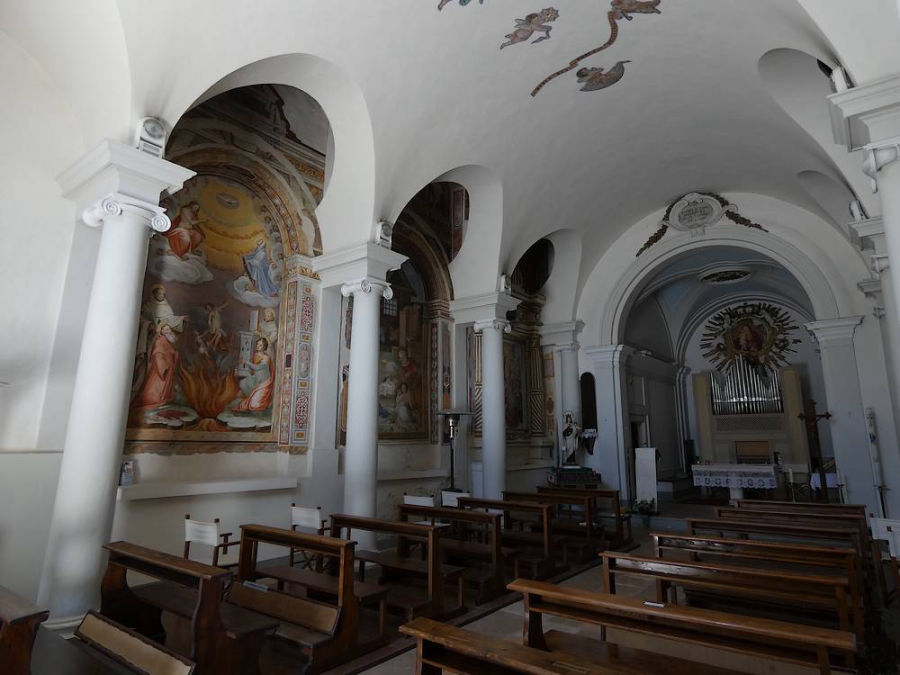 Interno lato sinistro