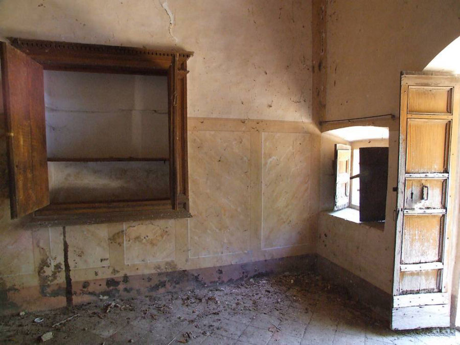 Interno verso l'uscita