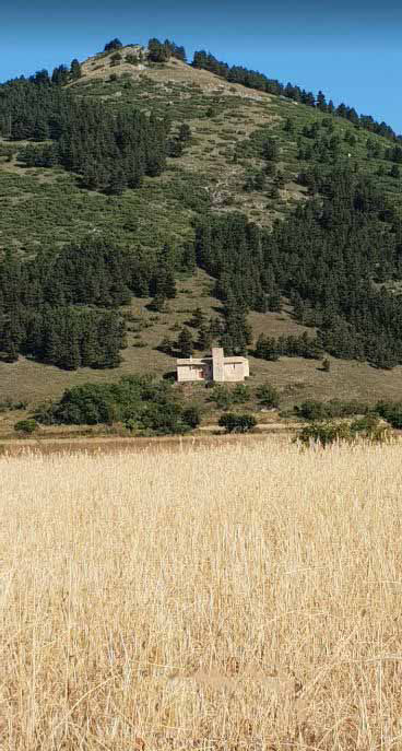 Chiesa vista in lontananza