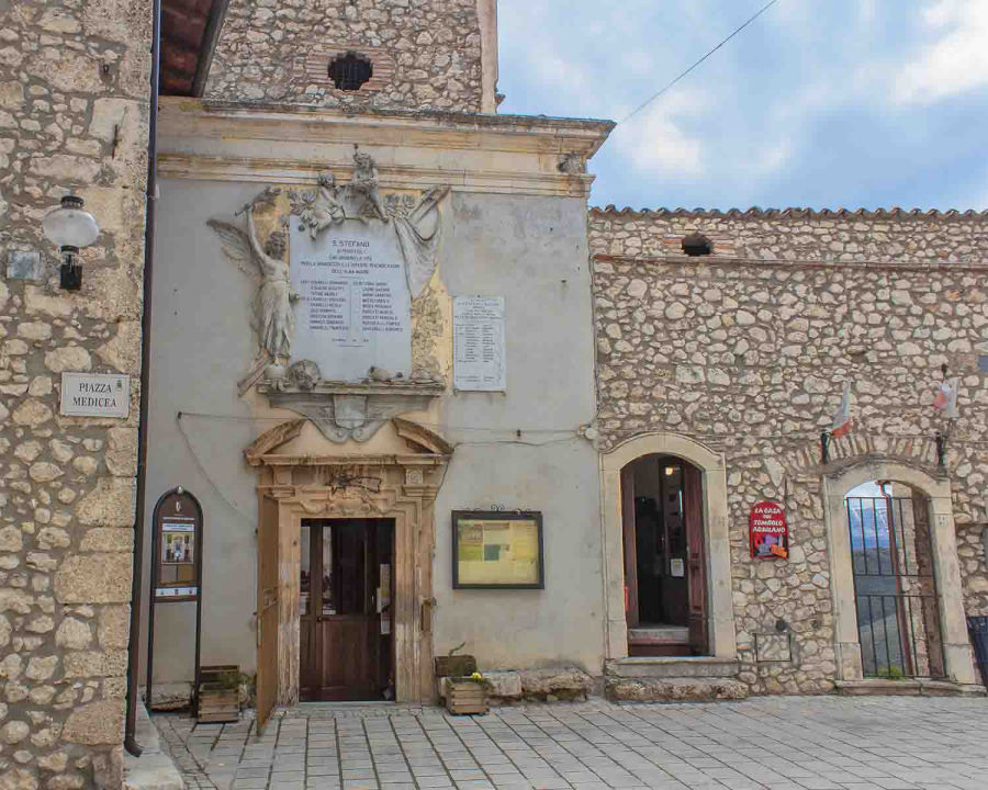 Vista dalla Piazza Medicea 
