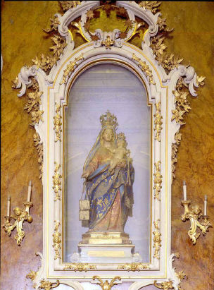 Statua Madonna del Carmine