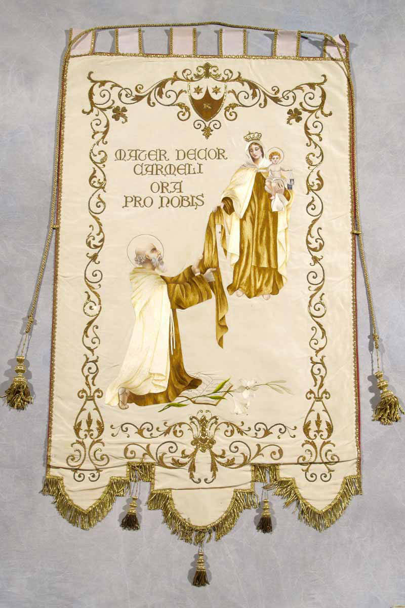 Stendardo processionale con Madonna del Carmelo
