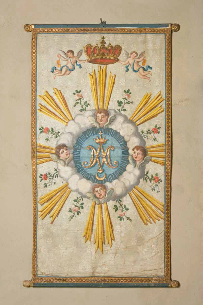 Stendardo processionale con angeli reggicorona