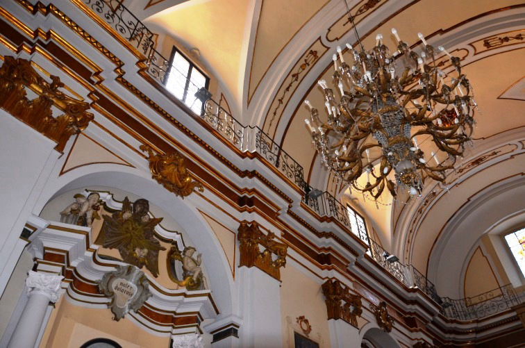 Decorazioni a stucco sulle volte