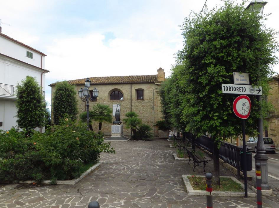 Vista Chiesa della Madonna del Carmine