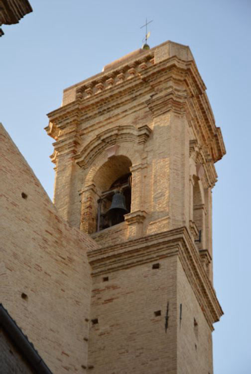 Torre campanaria