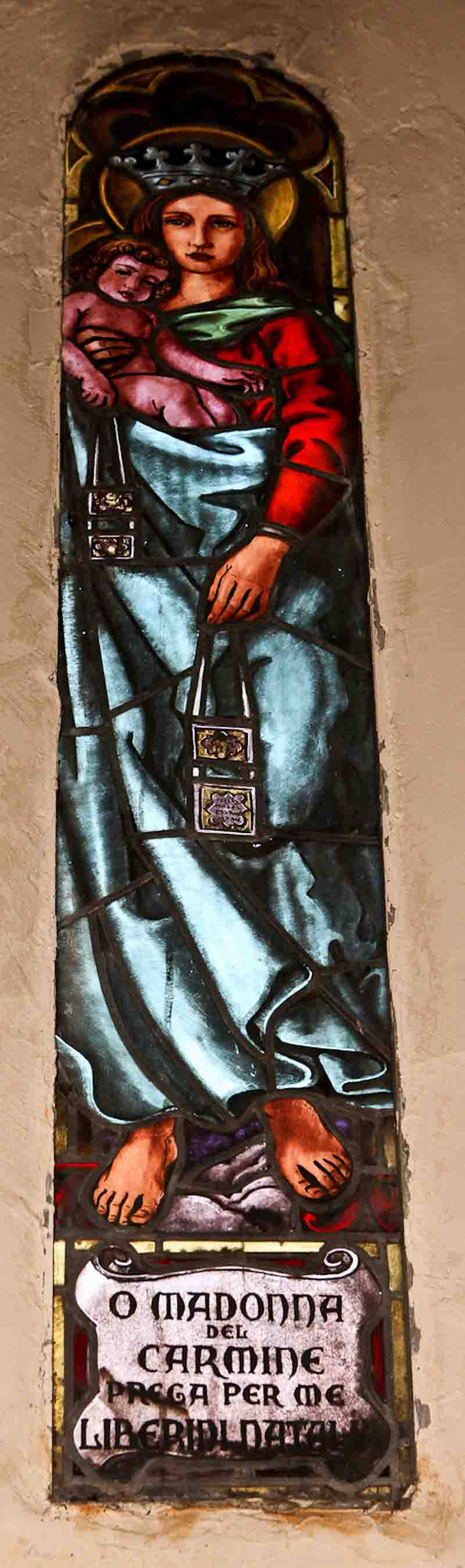 Vetrata con Madonna del Carmine